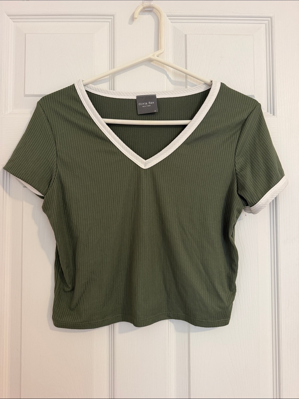 Olivia Rae Green V-Neck Short Sleeve Top